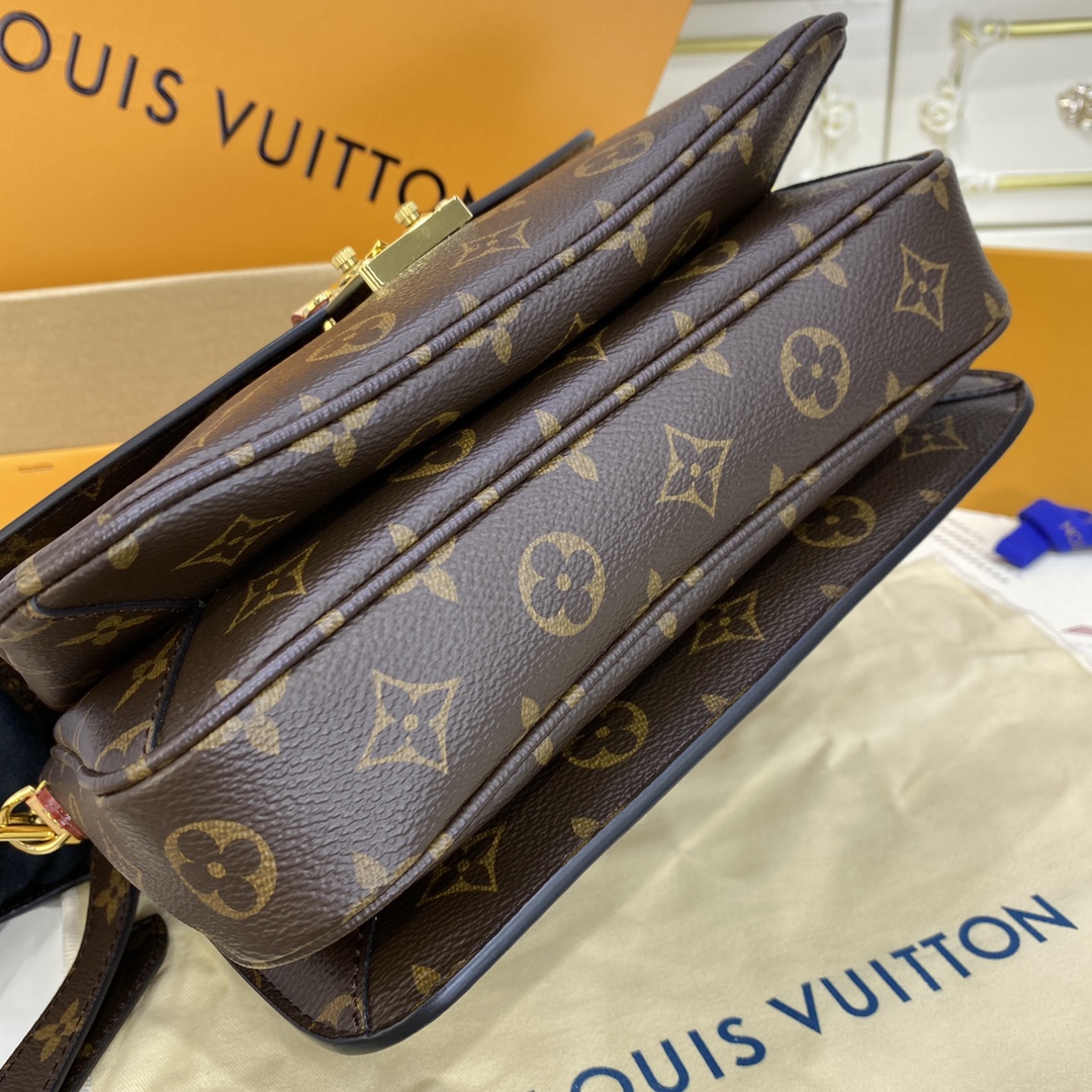 Louis Vuitton POCHETTE METIS Handbag Monogram M44875 